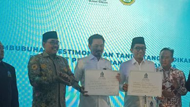 Photo of Kades Kertosono Sidayu Apresiasi Hadirnya Universitas Sunan Gresik: “Terima Kasih, Gus Jazil”
