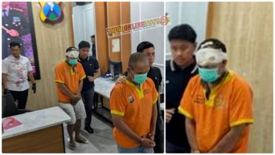 Photo of Satroni Rumah & Disekap Hingga di Massa Warga, Ini Kronologi & Motif Pembobolan di Sugio Lamongan