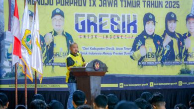 Photo of Lepas Kontingen Gresik, Bupati Targetkan 5 Besar Porprov Jatim