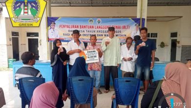Photo of Percepatan Hapus Kemiskinan Ekstrim, Pemdes Morowudi Bagikan BLT DD ke-6