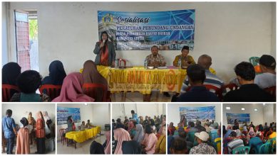 Photo of Sosper Hj. Komsatun, Berikan Pemahaman Tentang Dua Perda Kab Gresik 2025