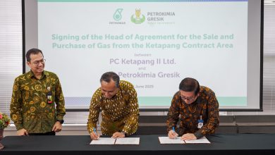 Photo of Amankan Produksi Pupuk Nasional, Petrokimia Gresik Teken HOA Bersama PC Ketapang II LTF Untuk Suplai Gas Dari Blok Ketapang