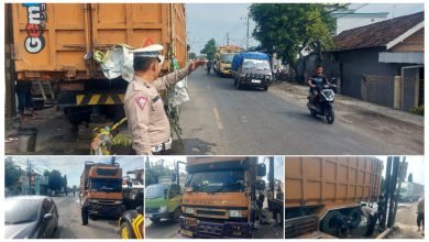 Photo of Gerak Cepat Unit Lantas Polsek Menganti Atur Kemacetan Akibat Truck Mogok Di Jalan Raya Putat Lor