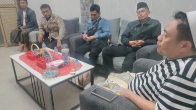 Photo of Polsek Ketapang Mediasi Sengketa Lahan SDN Bunten Barat 1
