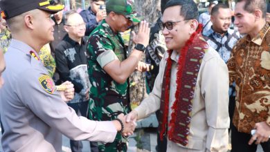 Photo of Kapolres Gresik bersama Forkopimda Hadiri Launching “Desa Migran Emas” oleh Menteri P2MI Abdul Kadir Karding