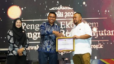 Photo of Konsisten Dalam Pengelolaan Lingkungan, Bupati Gresik Pada Program Nawakarsa AwardPesona Gresik 2015″
